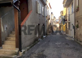 Edificio all\'aperto - Independent house VIA F.LLI BANDIERA
 
3, Pianopoli - photo 12