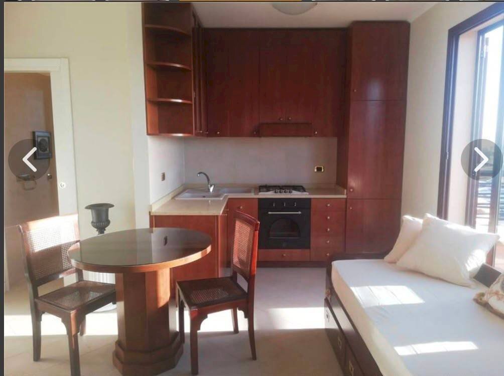 Cucina - Bilocale via Privata Andrea Merlo, 2, Ceriale - foto 3