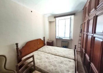 Camera da letto - Bilocale via Cuneo, 42, Mondovì - foto 11