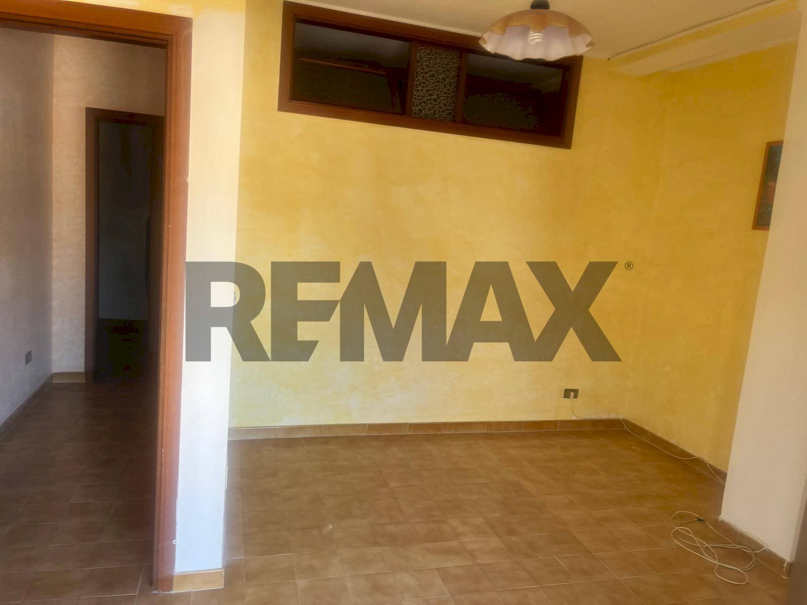 Stanza vuota - Semi-detached house Vicolo Tucciarone
 
3, Minturno - photo 1