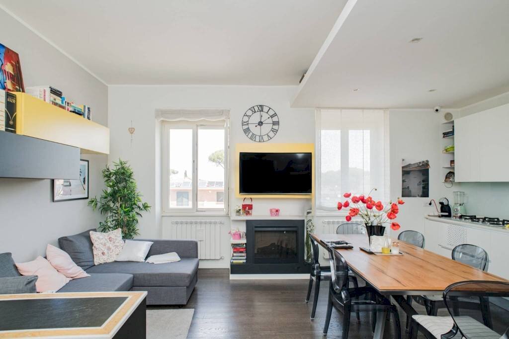 Salone - Three-room apartment via di San Tarcisio, Roma - photo 3