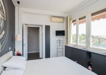 Camera da letto - Three-room apartment via di San Tarcisio, Roma - photo 17