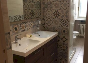 Bagno - Three-room apartment via Asuncion, 40, Torino (neighborhood Lingotto) - photo 17