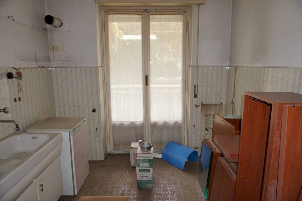 Cucina - Bilocale corso Luigi Andrea Martinetti, 41A, Genova (zona Sampierdarena) - foto 3