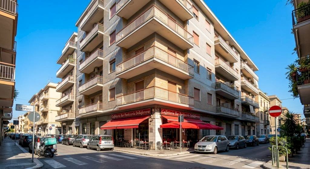 Facciata - Four-room apartment via Filadelfia, 132, Torino (neighborhood Santa Rita) - photo 1
