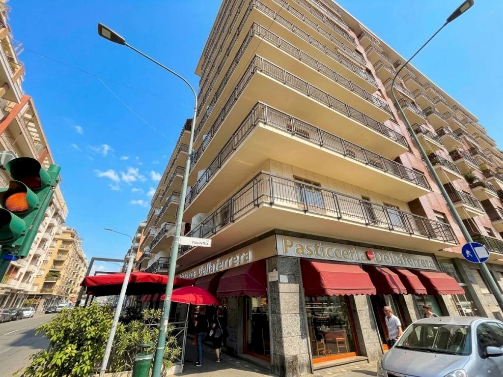 Facciata - Four-room apartment via Filadelfia, 132, Torino (neighborhood Santa Rita) - photo 3