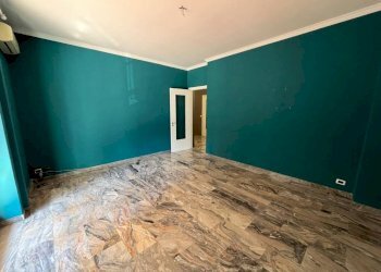 Salone - Four-room apartment via Filadelfia, 132, Torino (neighborhood Santa Rita) - photo 19