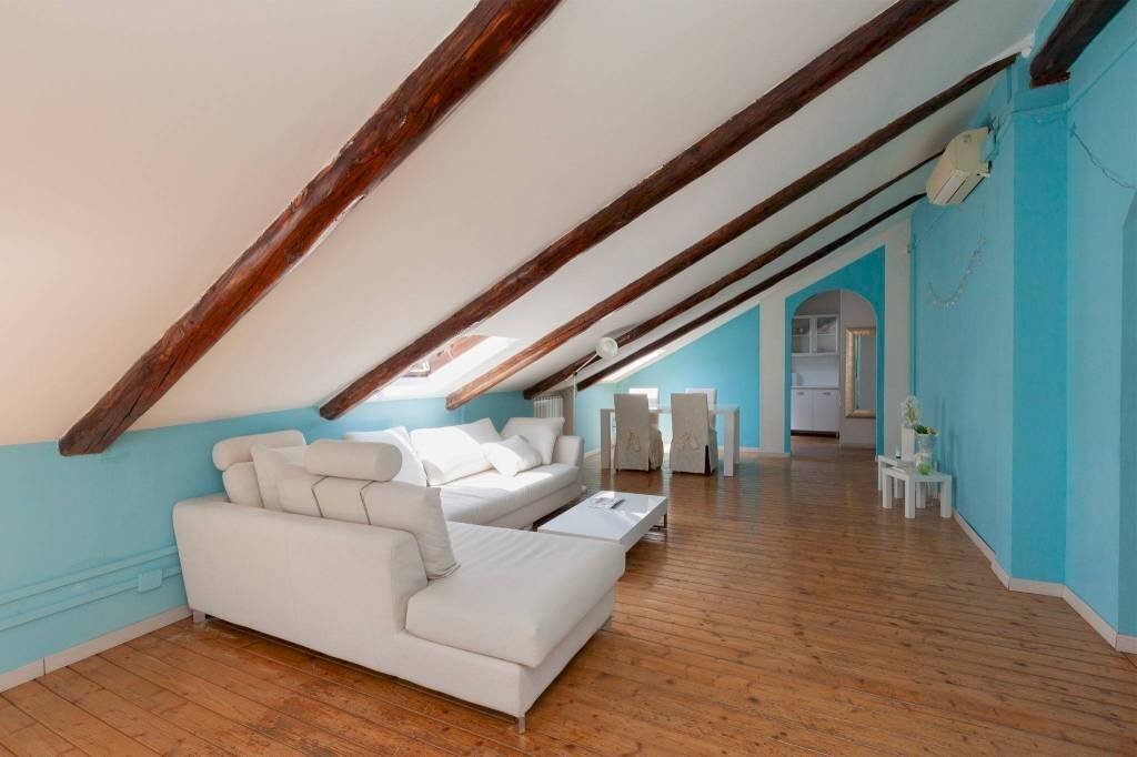 Salone - Attic via Monte Albergian, 6, Torino (neighborhood Cenisia) - photo 3