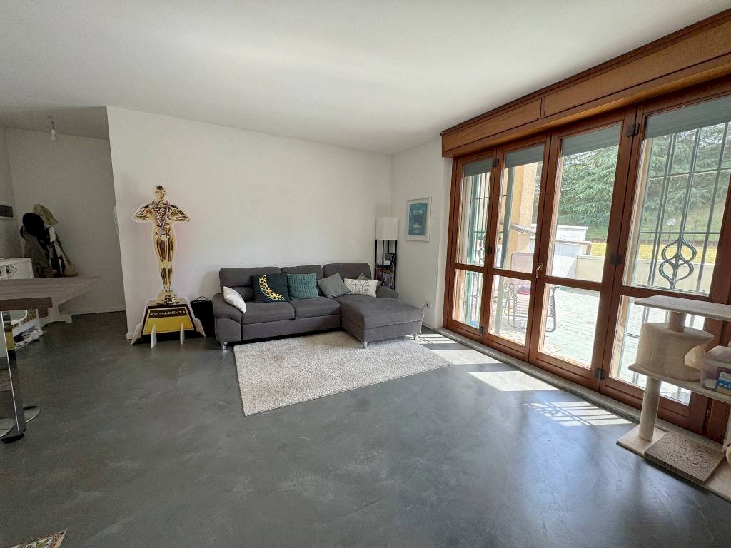 Salone - Two-room apartment via Fratelli Dandolo, 6, Seregno - photo 3