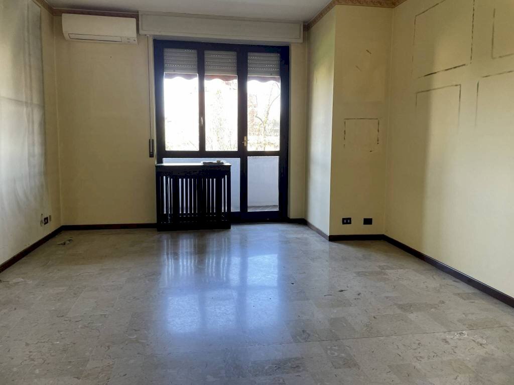 Soggiorno - Three-room apartment via Don Giovanni Minzoni, 22, Monza - photo 3
