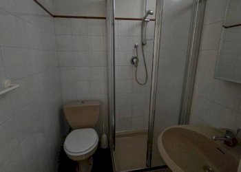 Bagno - One-room apartment via Vittorio Emanuele II, Bra - photo 12