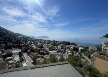 VISTA - Quadrilocale VIA BIASIOLI, Genova (zona Nervi) - foto 1