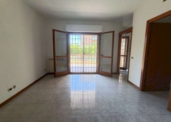 Soggiorno 4. - Two-room apartment via Dell'Albareto, Roma (neighborhood Acilia) - photo 4