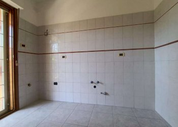 Cucina 3. - Two-room apartment via Dell'Albareto, Roma (neighborhood Acilia) - photo 11