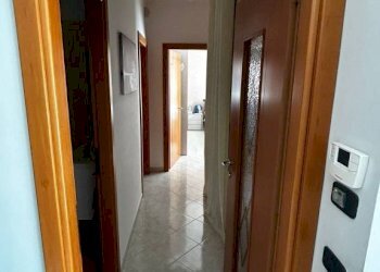 Corridoio - Three-room apartment via Udine, Termoli - photo 6