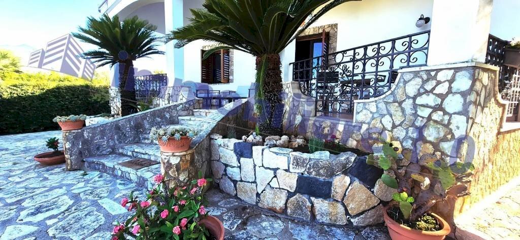 Giardino - Villa via degli Oleandri, Castellammare del Golfo - photo 2