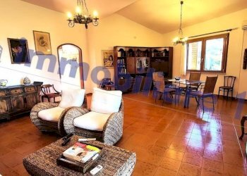 Salone - Villa via degli Oleandri, Castellammare del Golfo - photo 10