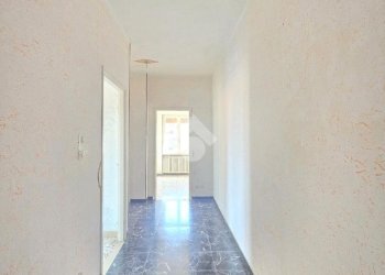 Three-room apartment Via Enrico Toti, Alpignano - photo 5