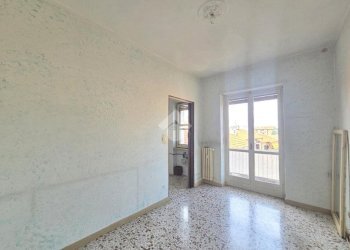 Three-room apartment Via Enrico Toti, Alpignano - photo 8