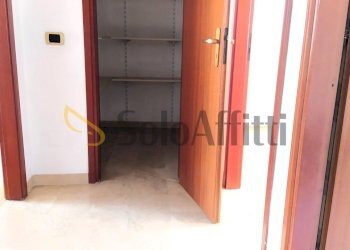 rispostiglio - Three-room apartment Via Colli di Sant'Erasmo, Legnano - photo 7