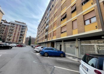 6 - Locale Commerciale Piazzale Giotto 46, Perugia - foto 6