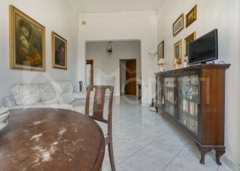 salotto - Quadrilocale Piazza della Vittoria, Livorno - foto 5