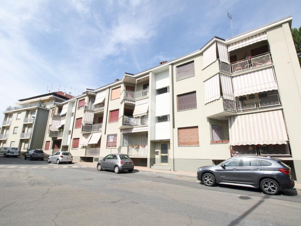 Four-room apartment Piazza I maggio, Trofarello - photo 1