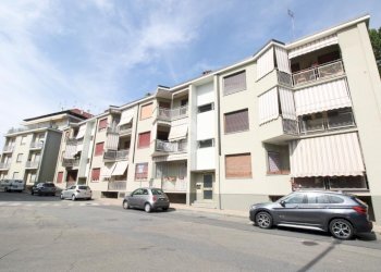 Four-room apartment Piazza I maggio, Trofarello - photo 1
