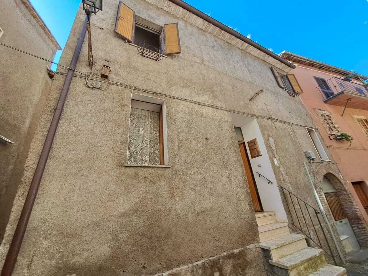 2 - Townhouse Via Umberto I, Alviano - photo 3