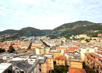 9 - Three-room apartment Scalinata Monterosso, La Spezia - photo 17