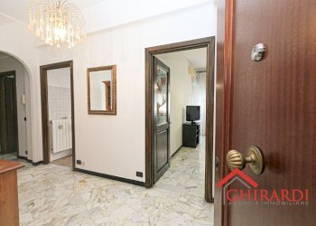 1.0 ingresso.jpg - Appartamento Via Borzoli 15C, Genova (zona Sestri Ponente) - foto 2