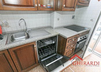 2.4 cucina.jpg - Appartamento Via Borzoli 15C, Genova (zona Sestri Ponente) - foto 9