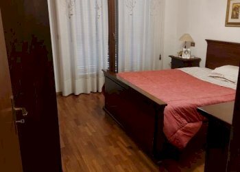 cef8f77f-6b9d-4dd0-a145-d625f796079c.jpg - Villa Piazzale Felice Dardano 24a, Villata - foto 22