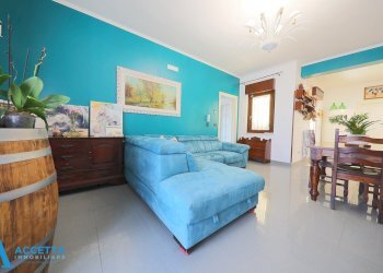 Living - Three-room apartment Via Roma 44, San Giorgio Ionico - photo 9