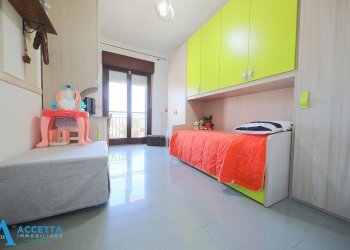 Camera da letto - Three-room apartment Via Roma 44, San Giorgio Ionico - photo 14