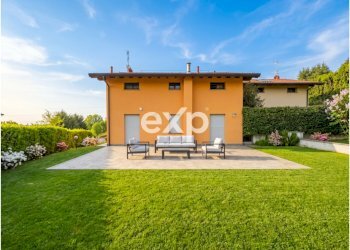Villa Galbiate - photo 2
