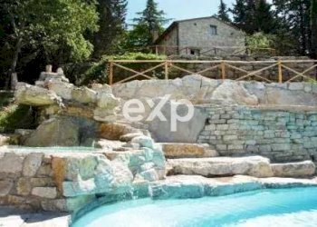Castle Gaiole in Chianti - photo 2