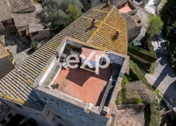 Castle Gaiole in Chianti - photo 18