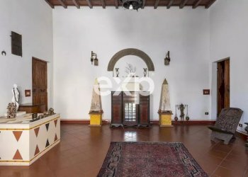 Castle Gaiole in Chianti - photo 21