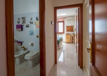 Three-room apartment Via Brancaleoni Delfina, Arzachena - photo 10