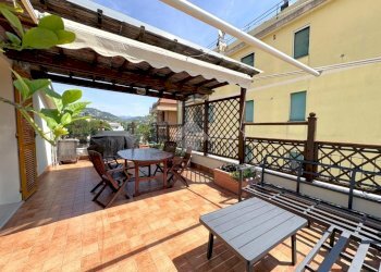 Trilocale Vico Della Madonnetta, Loano - foto 2