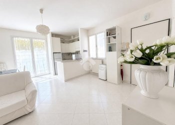 Two-room apartment Via del lavoro, Bordighera - photo 3