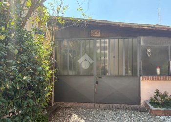 Portion of a house Via Alfredo Catalani, Collegno - photo 17