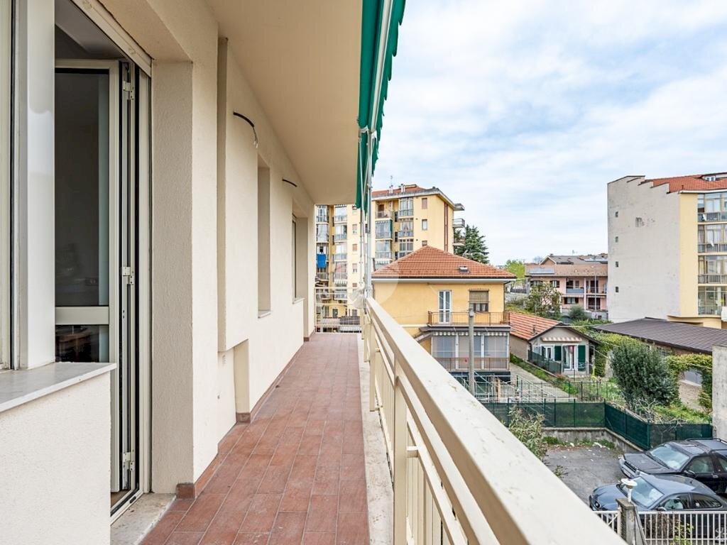 Two-room apartment Via Fabbrichetta, Grugliasco - photo 1