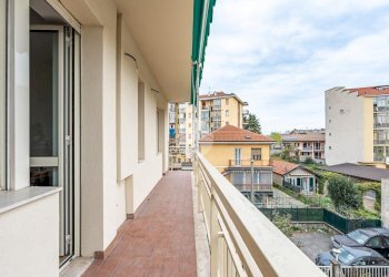 Two-room apartment Via Fabbrichetta, Grugliasco - photo 1