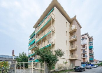 Two-room apartment Via Fabbrichetta, Grugliasco - photo 2