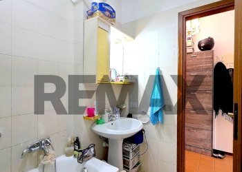 Monolocale Via Lamboglia, 9 
 Centro, Ventimiglia - foto 20