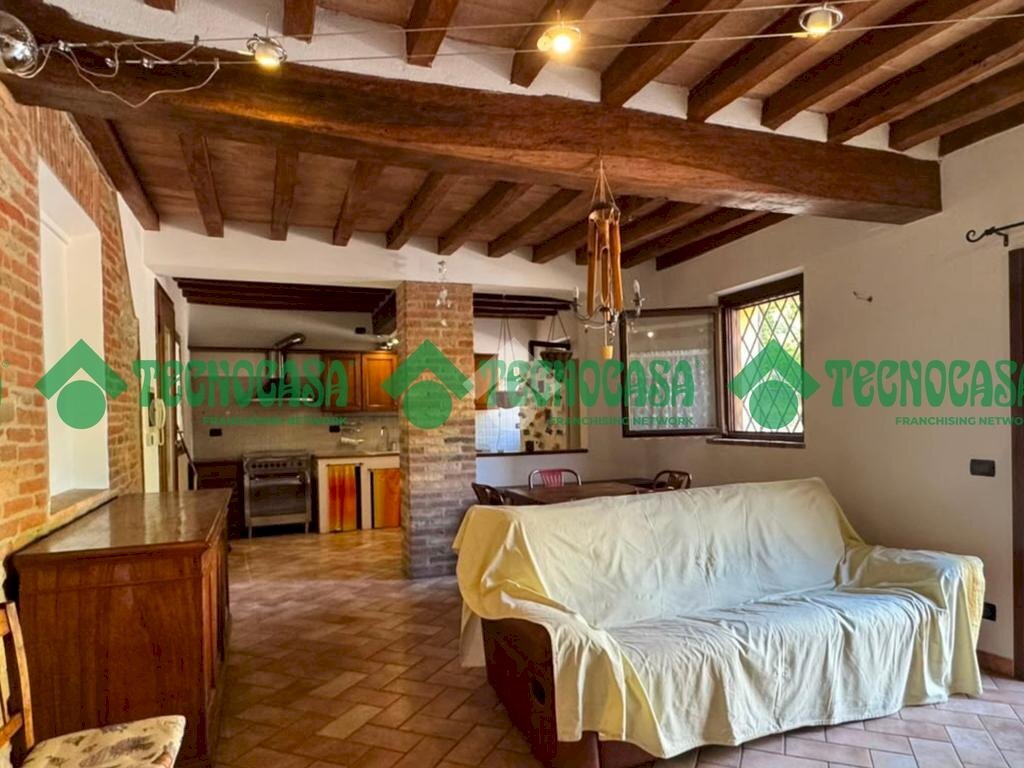 Three-room apartment Via Castello, Savignano sul Panaro - photo 1