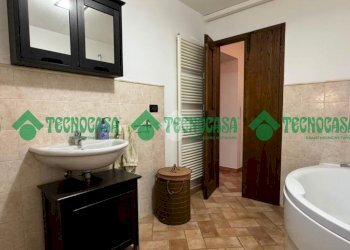 Three-room apartment Via Castello, Savignano sul Panaro - photo 14