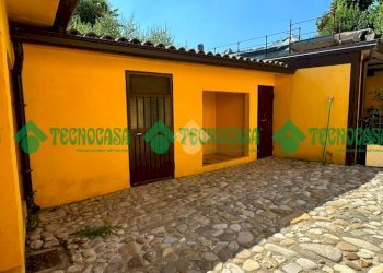 Three-room apartment Via Castello, Savignano sul Panaro - photo 30